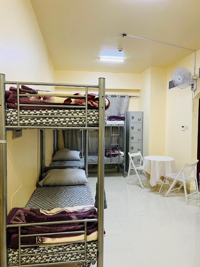 Comfort Tourist Place For Male Дубай Екстериор снимка